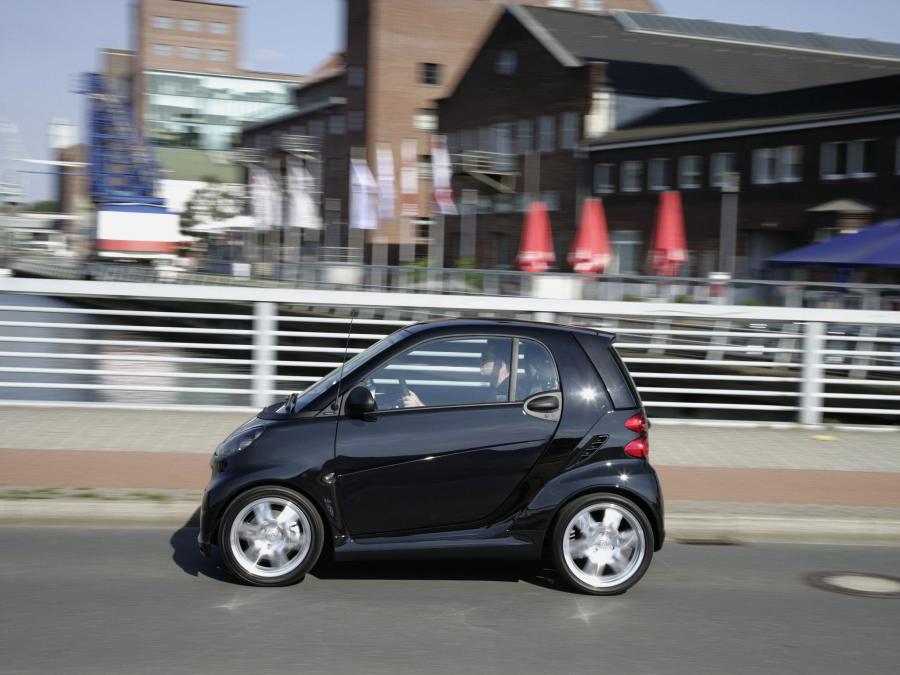 Smart ForTwo Xclusive by Brabus 2008 года  (фото 12 из 17)